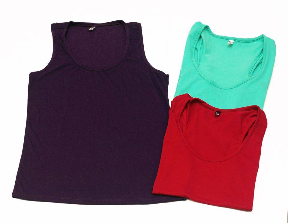 MUSCULOSA DEPORTIVA DE MODAL ESPECIAL - Imagen 2