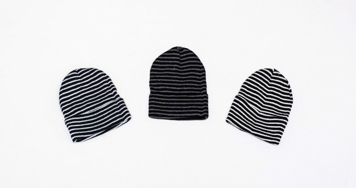 GORRO ROCKY RAYADO