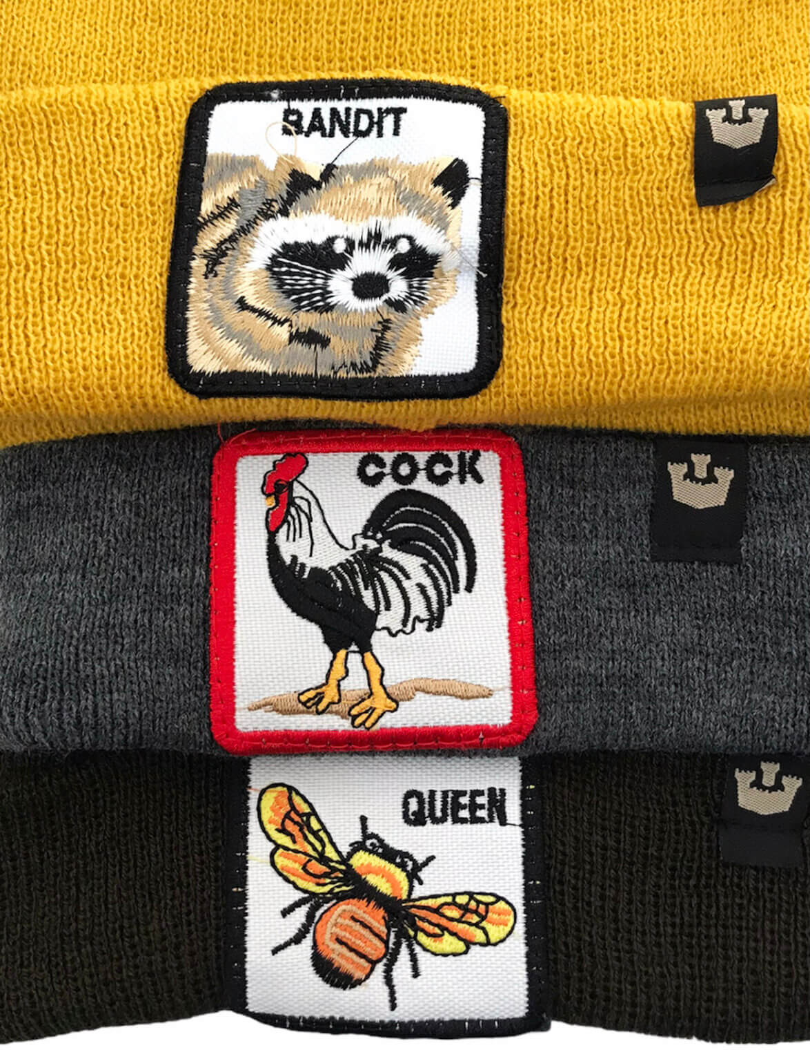 GORRO DE ADULTO ESTAMPA CHICA BORDADA PERSONAJES - Imagen 2