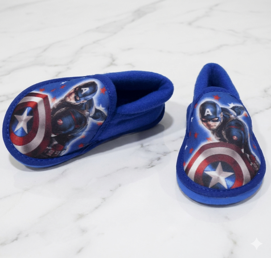 PANTUFLA HORNITO POLAR PERSONAJES SURTIDOS NENE