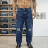 JEAN DE HOMBRE MOM AZUL CON ROTURA
