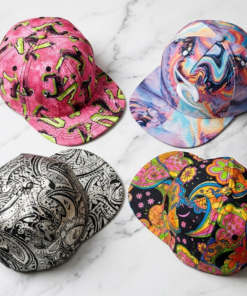 GORRA PLANA ESTAMPADA