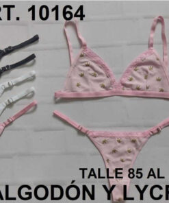 CONJUNTO TRIANGULO ESTAMPADO CORONAS CON PUNTILLA