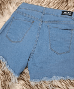 Alternative view of SHORT ELASTIZADO LISO EN CELESTE