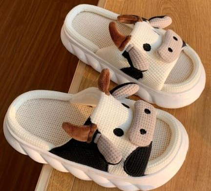 PANTUFLA INFANTIL IMPORTADA VAQUITA